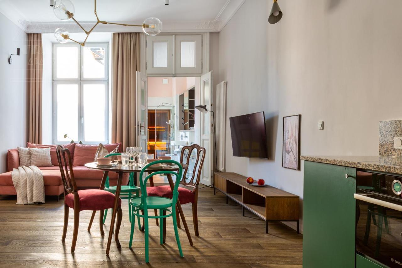 Fragola Apartments Old Town คราคูฟ ภายนอก รูปภาพ