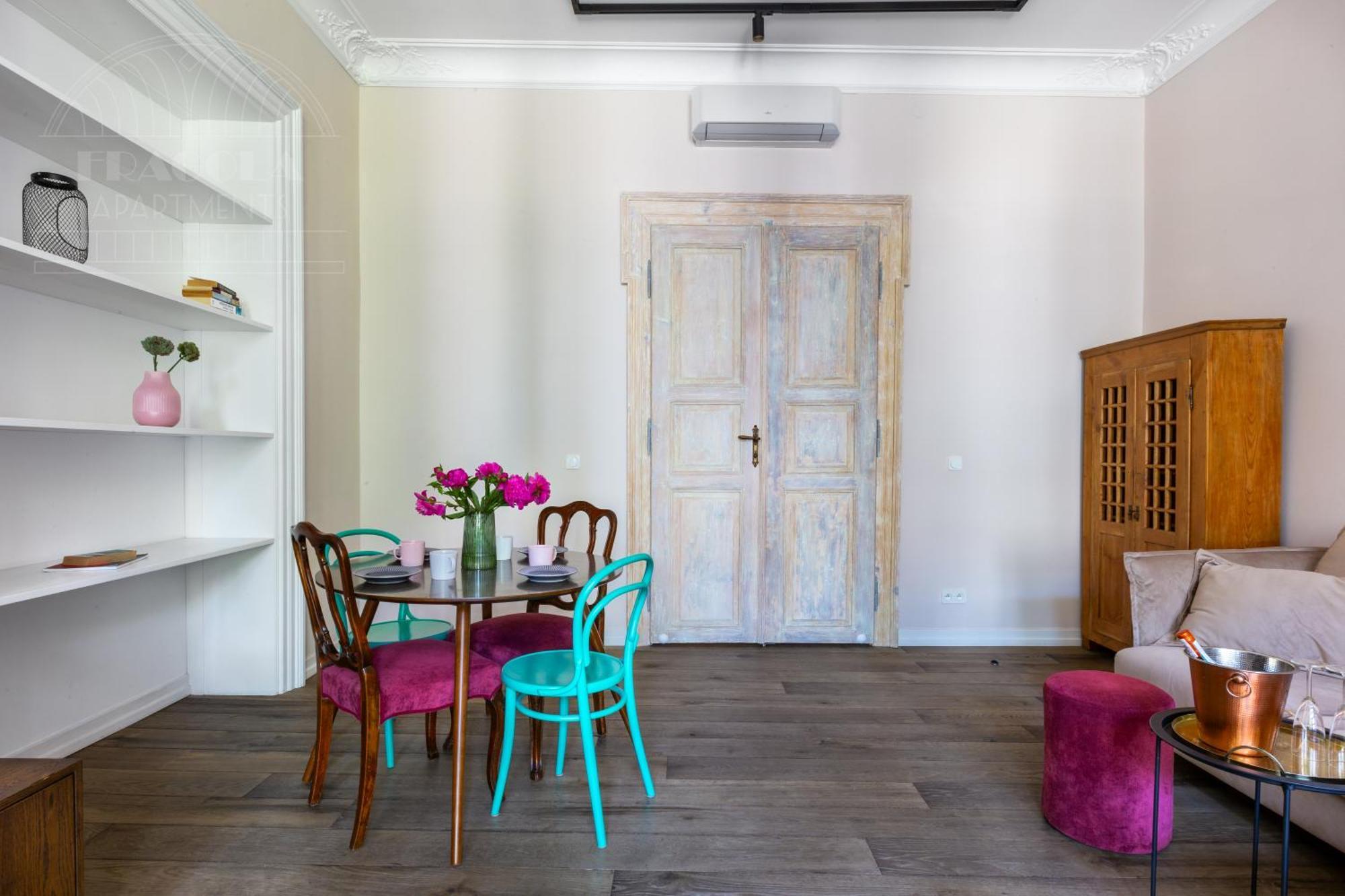 Fragola Apartments Old Town คราคูฟ ภายนอก รูปภาพ