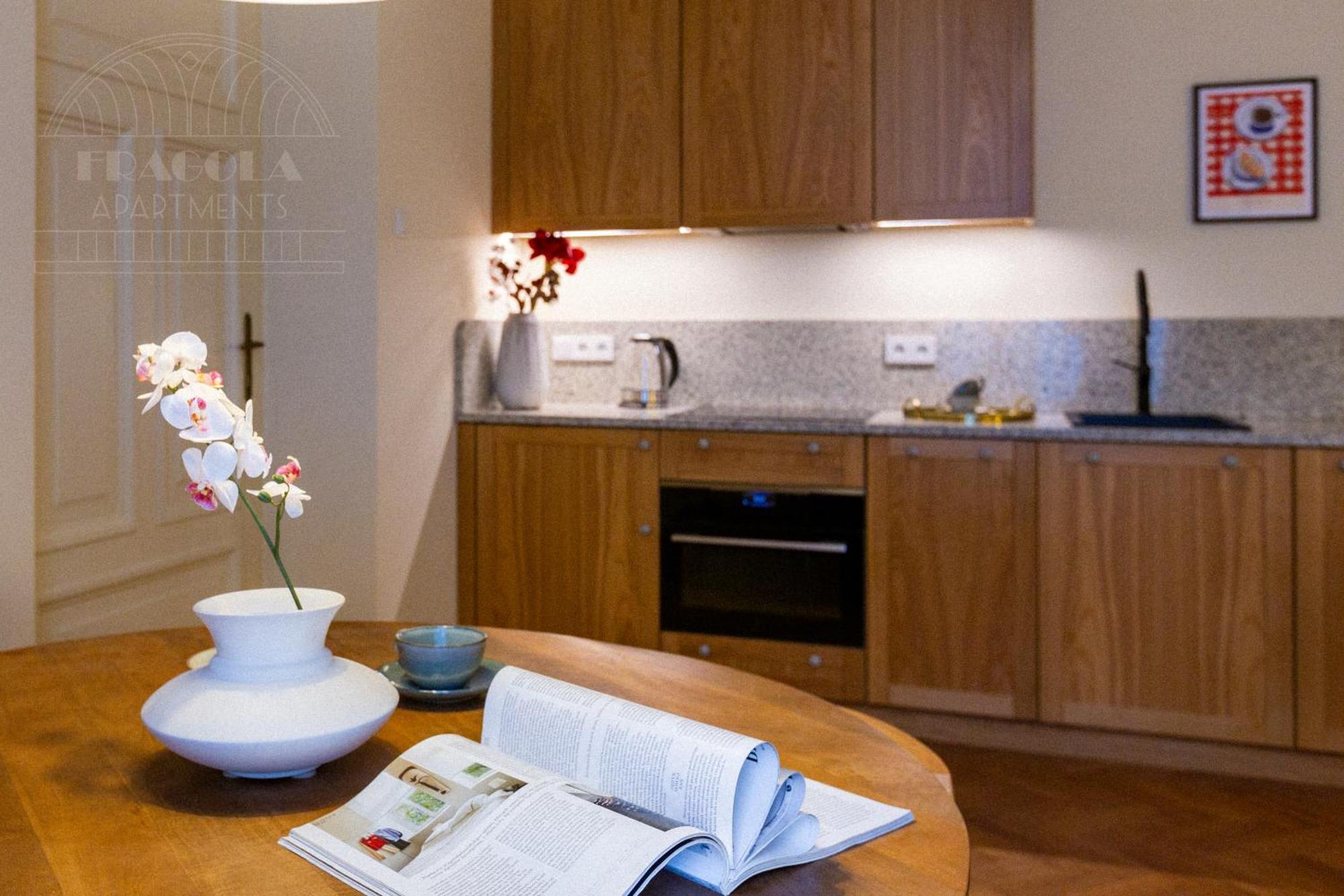 Fragola Apartments Old Town คราคูฟ ภายนอก รูปภาพ